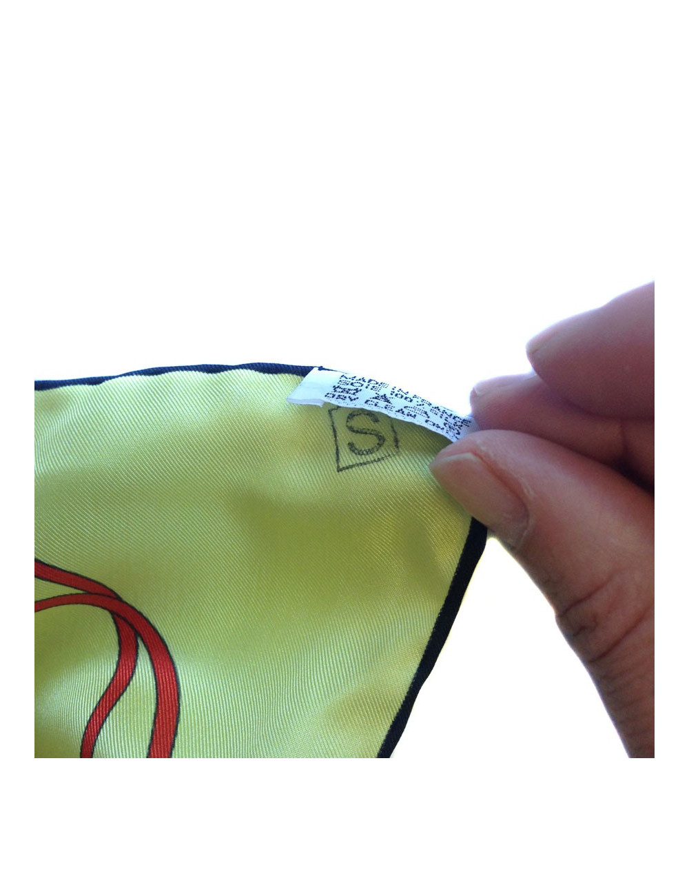 Carré géant "Folklore" HERMES en twill plume de soie jaune