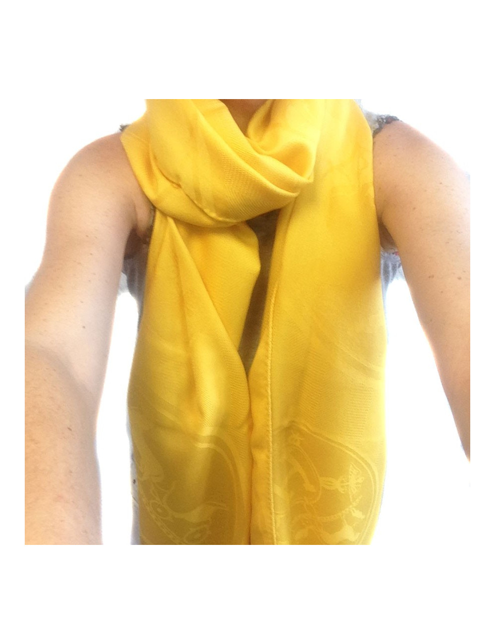 Longue étole HERMES jaune cachemire et soie