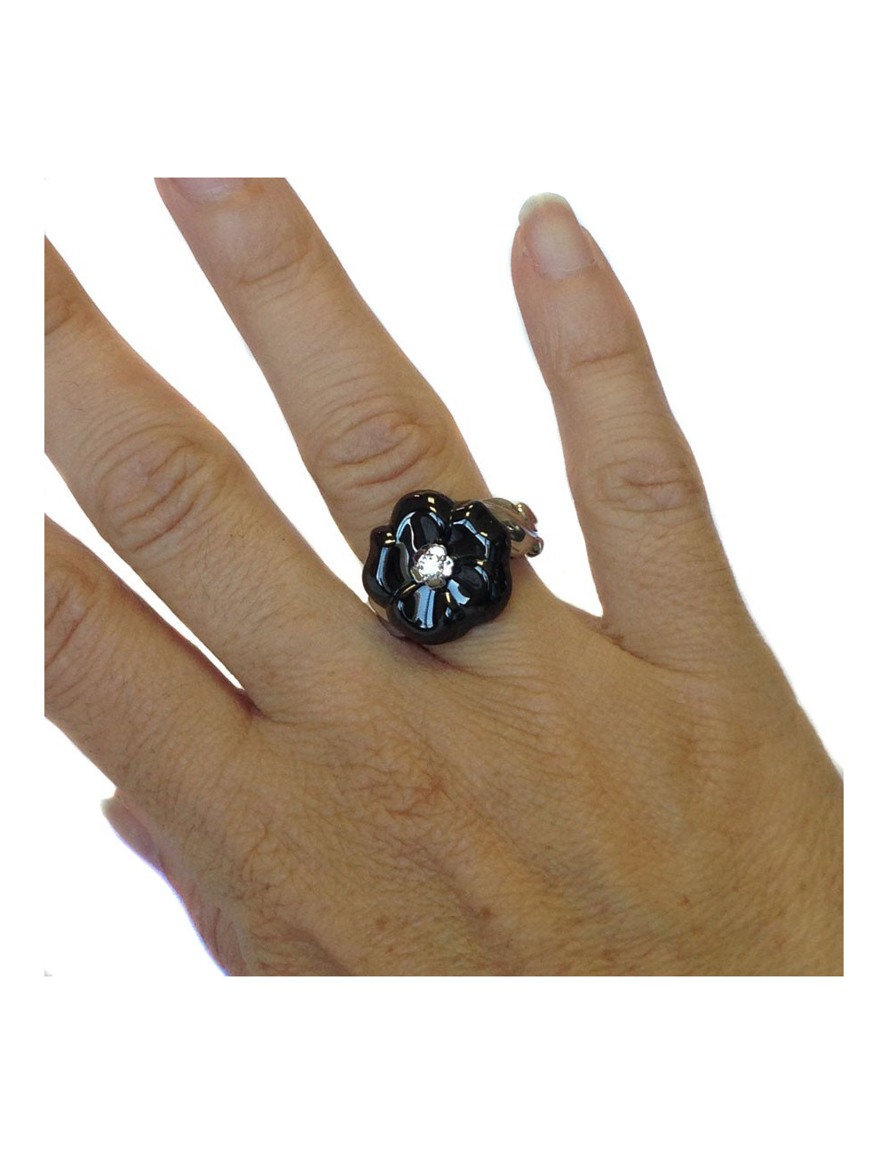 Bague CHANEL camélia diamant céramique et or blanc T54