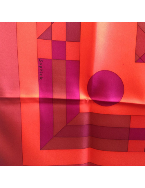 Grand carré HERMES "Psyché" en soie orange