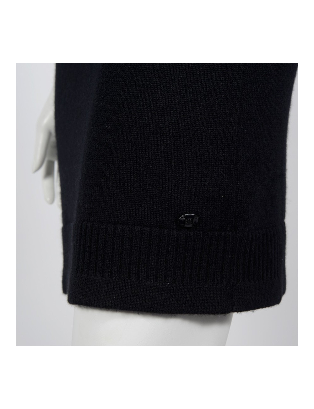 Dress CHANEL black cashmere T 36