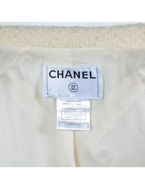 CHANEL jacket beige tweed and gold chain T36