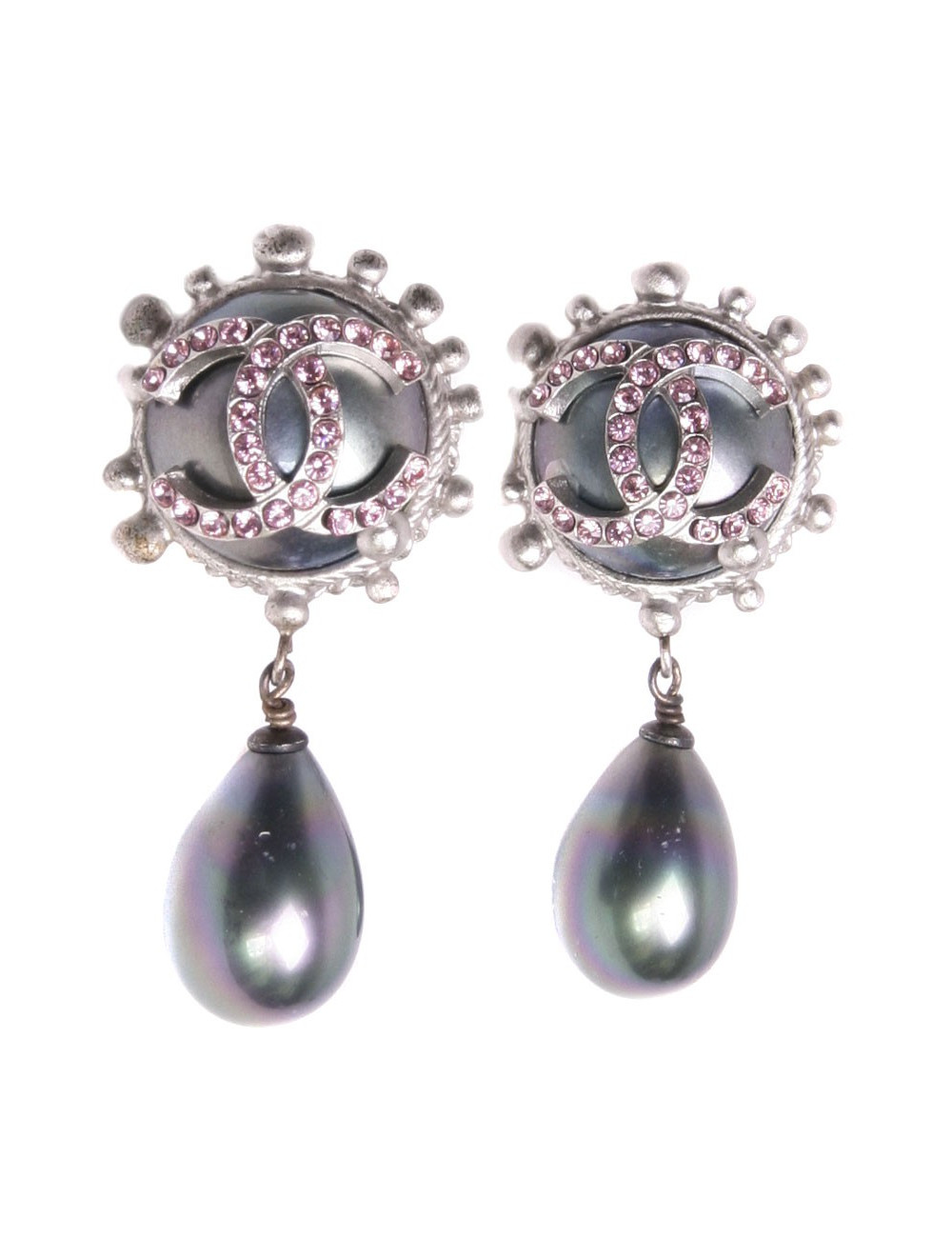 Boucles d'oreille CHANEL avec perle pendante