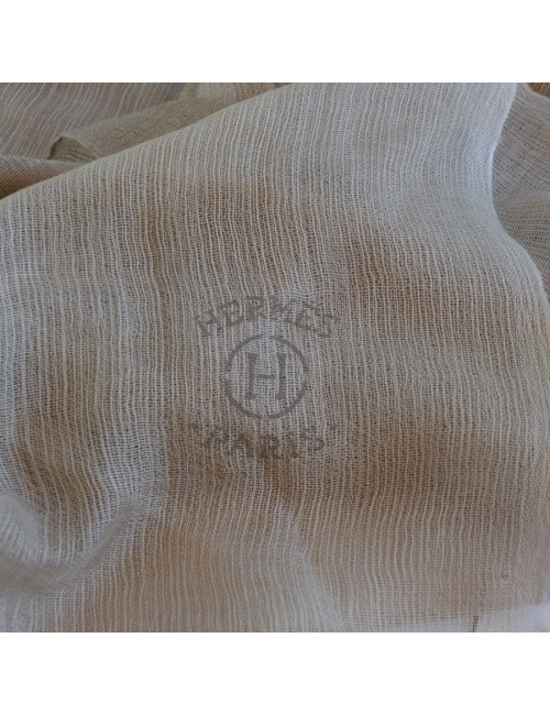 HERMES Plume shawl in a beige cashmere and silk 