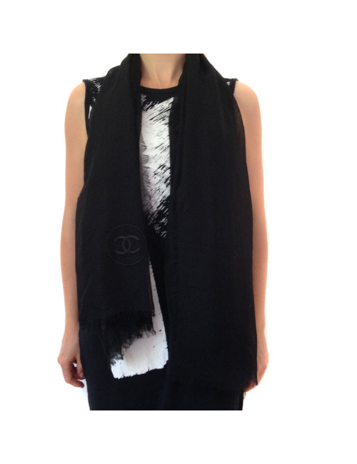Etole CHANEL noire à frange en modal et cachemire