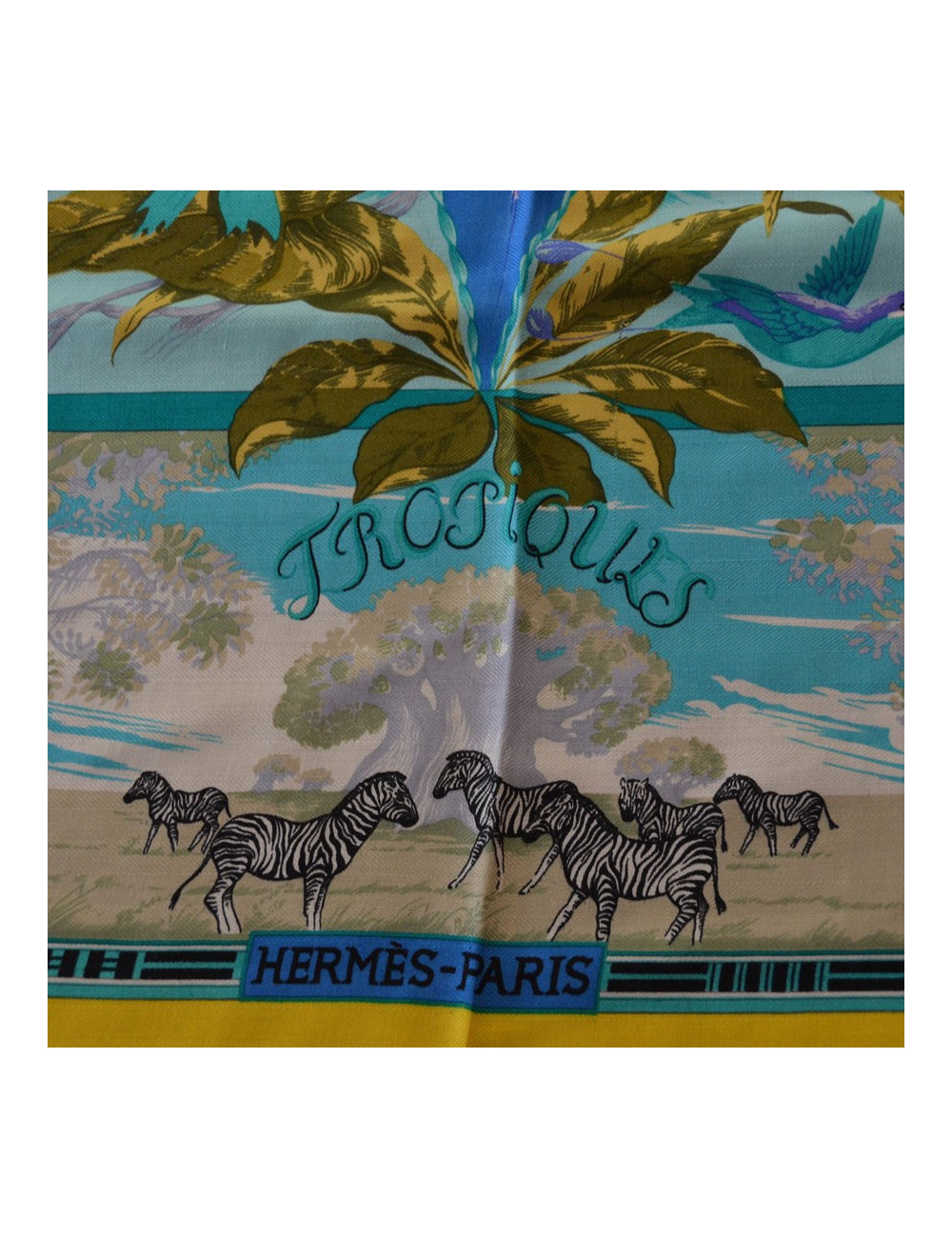 Châle HERMES "Tropiques"  en cachemire et soie