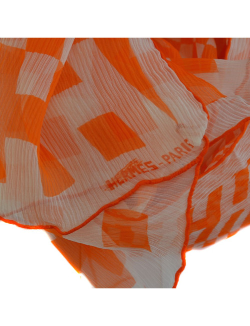 Foulard HERMES en soie froissée orange
