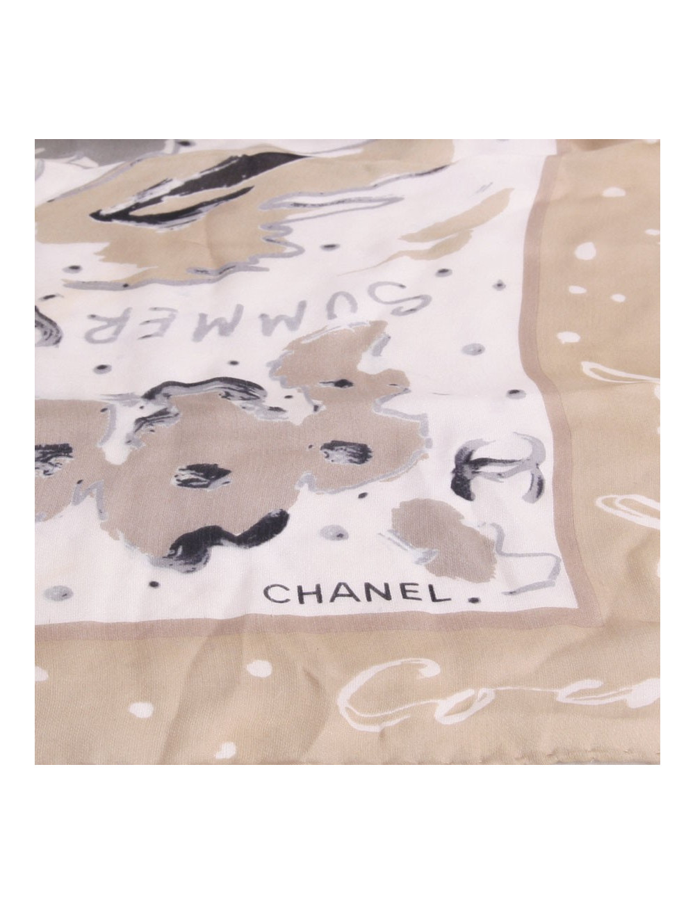 Petit foulard CHANEL en soie