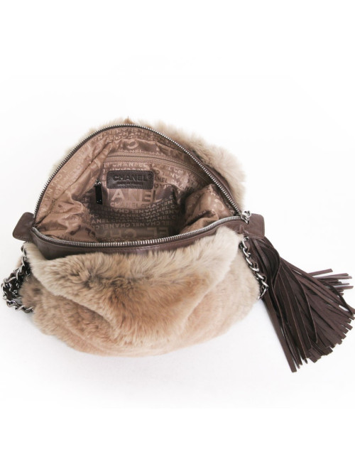 CHANEL bag in Tan chinchilla and silver chains