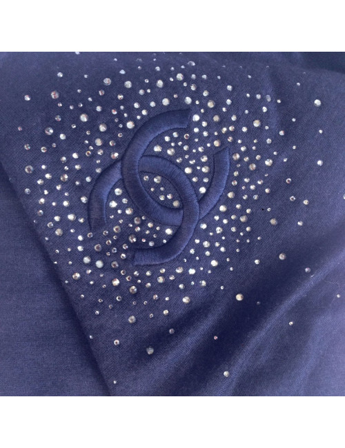 Etole CHANEL bleue foncée en cachemire, soie et strass Swarovski