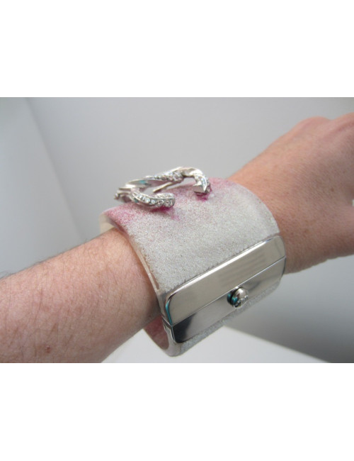 Manchette rose CHANEL