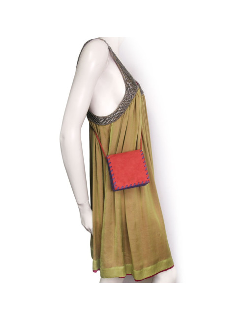 pochette YVES SAINT LAURENT en daim rouge et violet