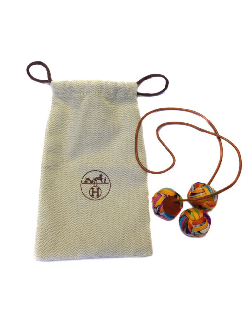"Petit H"  collier Hermes en cuir et foulards multicolores