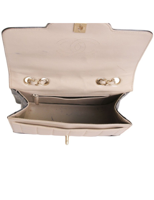 Sac CHANEL en cuir beige et  vernis noir vintage