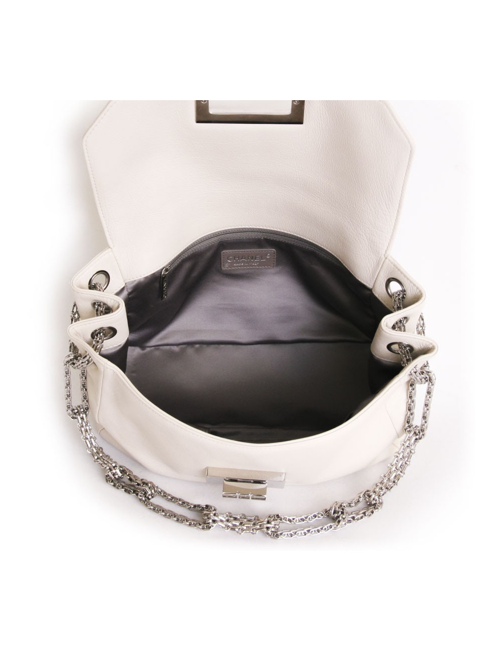 Sac CHANEL en cuir beige