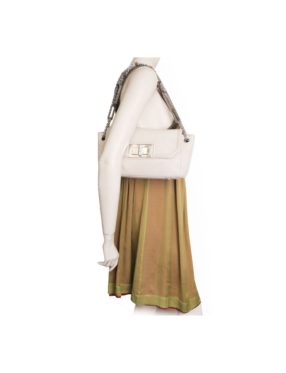 Sac CHANEL en cuir beige