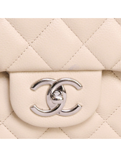 sac timeless CHANEL maxi jumbo en cuir beige