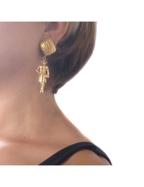 Dangling ear clips CHANEL Couture