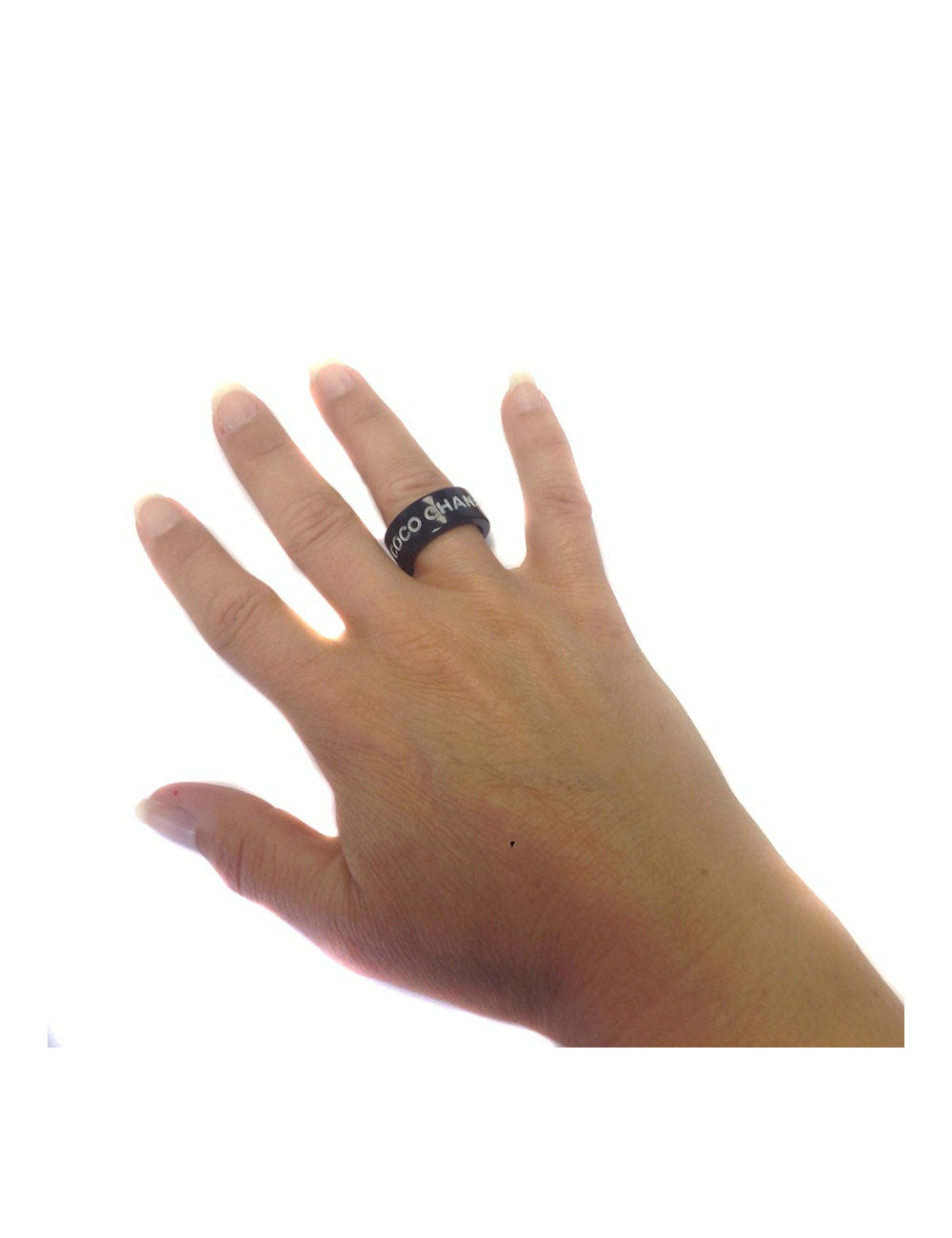 Bague  CHANEL   t ??  "coco chanel" noire