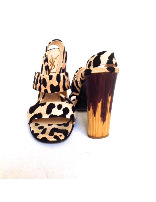 Sandales à talons YVES SAINT LAURENT T. 39 en toile imprimé léopard et bois verni