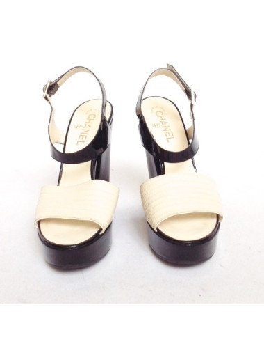 CHANEL platform Sandals size 40 two-tone black patent leather and white croco 2