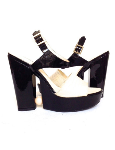 CHANEL platform Sandals size 40 two-tone black patent leather and white croco