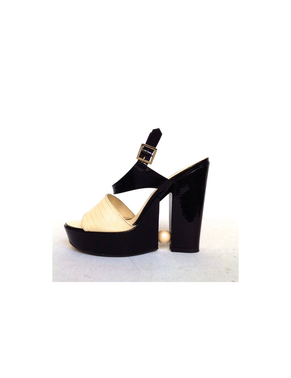 CHANEL platform Sandals size 40 two-tone black patent leather and white croco