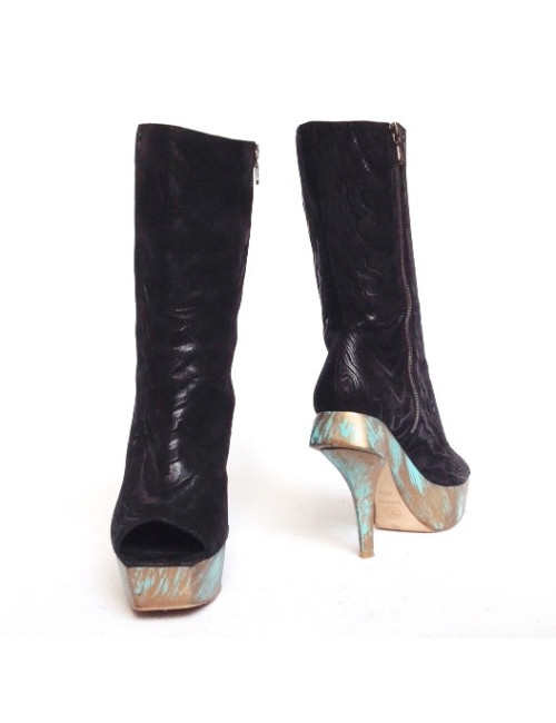 Bottines plateforme CHANEL t. 39.5  Paris Shanghai en daim noir imprimé et bois peint vert et doré      