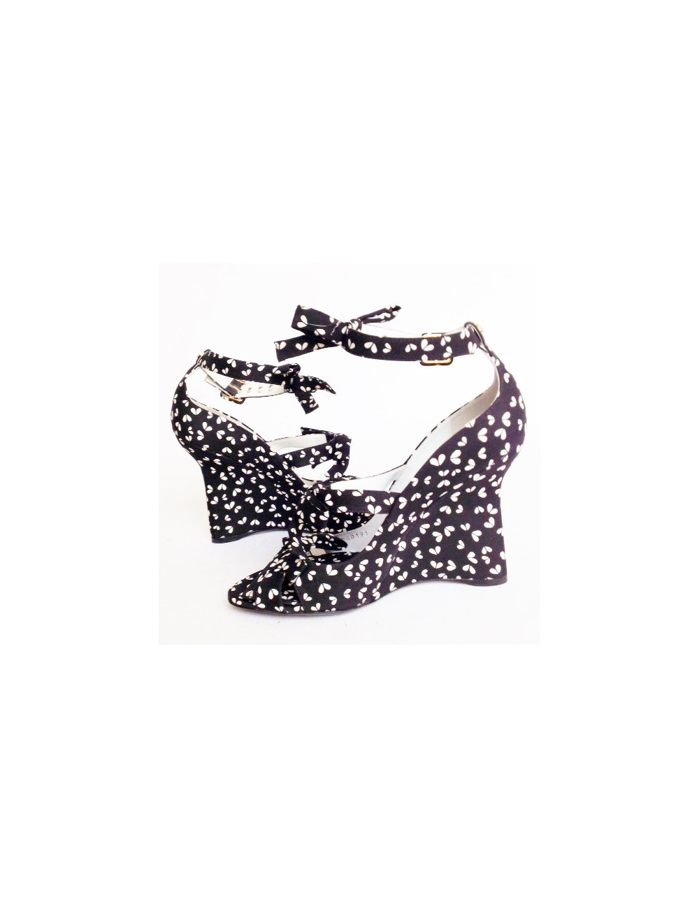 LOUIS VUITTON T.39 wedge pumps in printed canvas