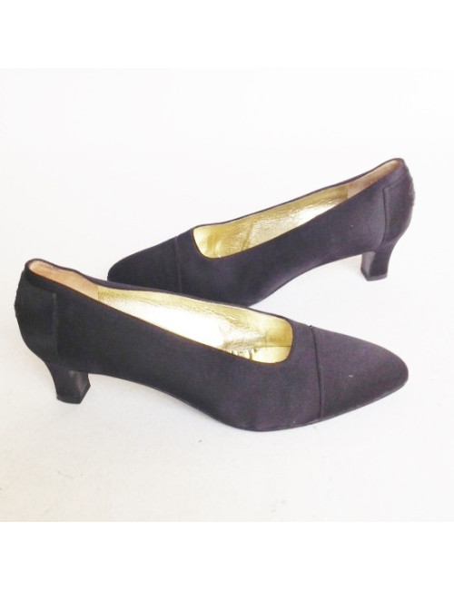 Escarpins couture CHANEL T37.5 en satin duchesse  noirs