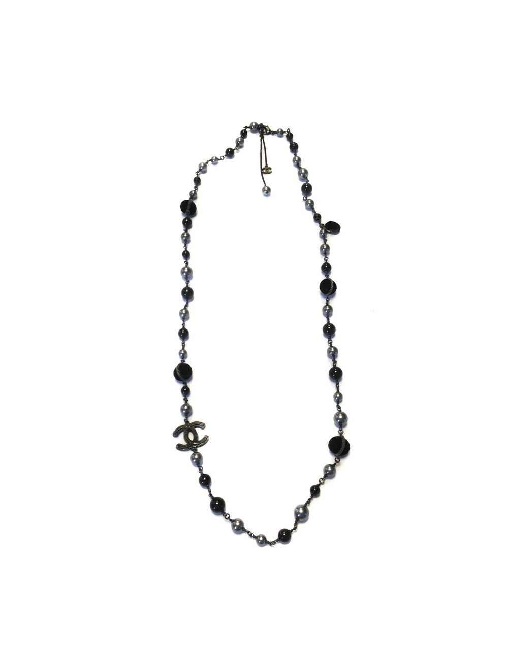 Long sautoir CHANEL en perles  velours , acier et noires