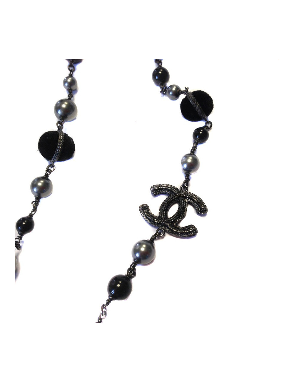 Long beaded velvet, steel and black CHANEL necklace