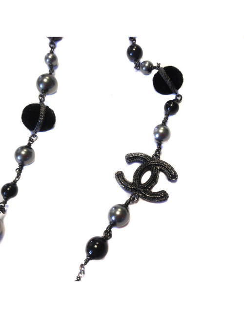 Long beaded velvet, steel and black CHANEL necklace