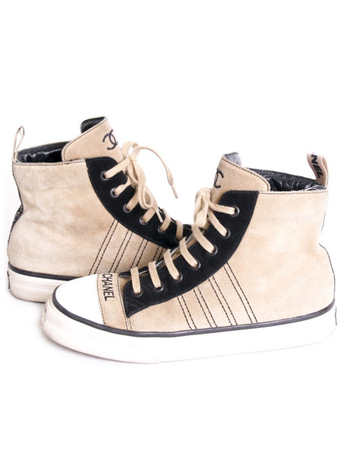 CHANEL T 37 ochre and Black Suede sneakers