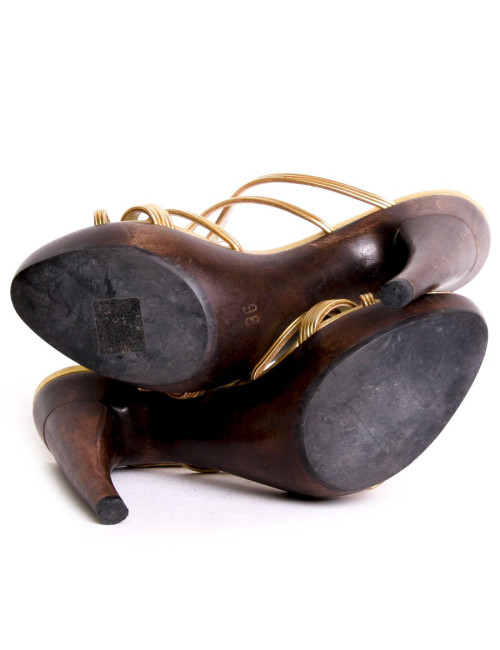 Sandales ALEXANDER MCQUEEN T 36 en cuir doré