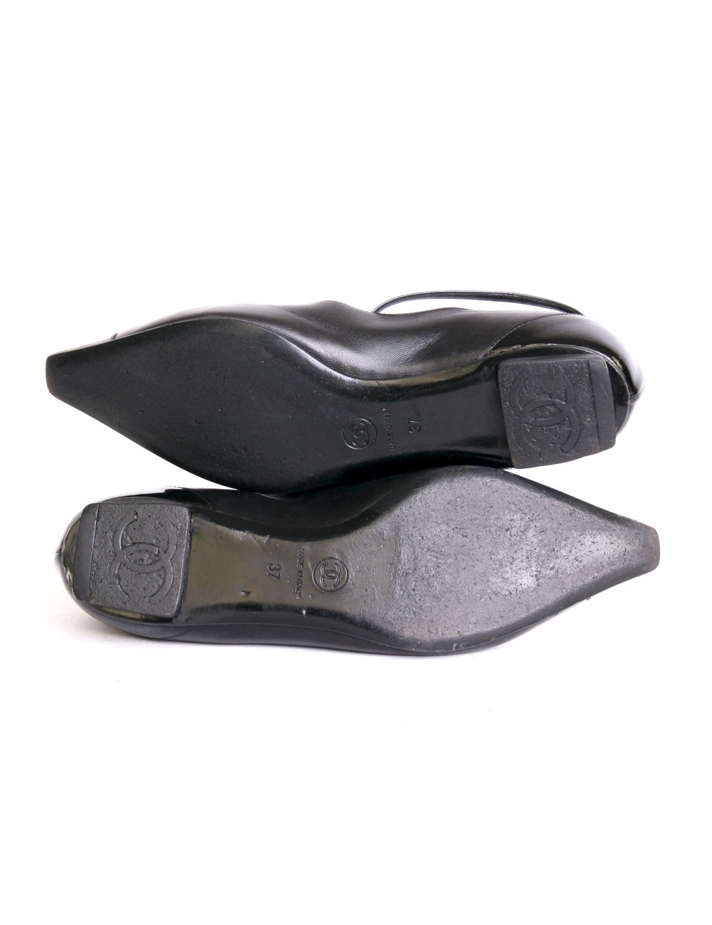 Chanel T37 ballerinas in lambskin and black patent leather