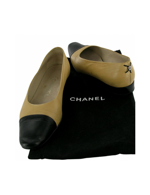 CHAUSSURES PLATES CHANEL T36 bicolores