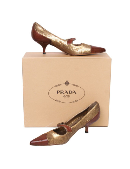 Eescarpins PRADA T 36 cuir et sequins dorés