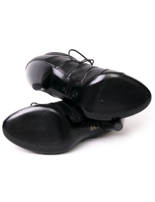 ALEXANDER MC QUEEN heeled boots in black leather size 36EU