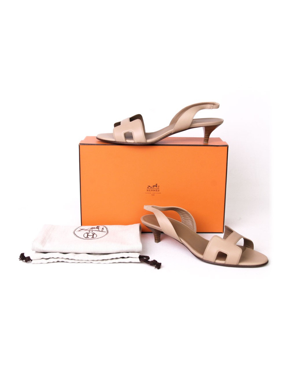 Sandals HERMES T 40 Ottoman in natural calf