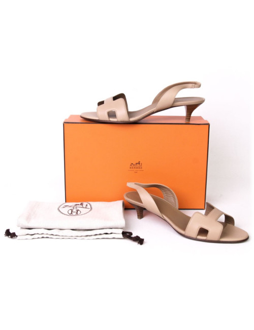 Sandals HERMES T 40 Ottoman in natural calf