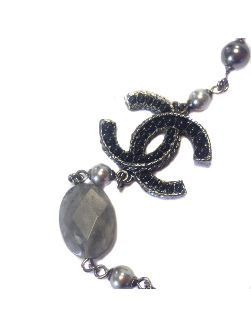 Sautoir CHANEL  ruthénium, perles acier et fumées