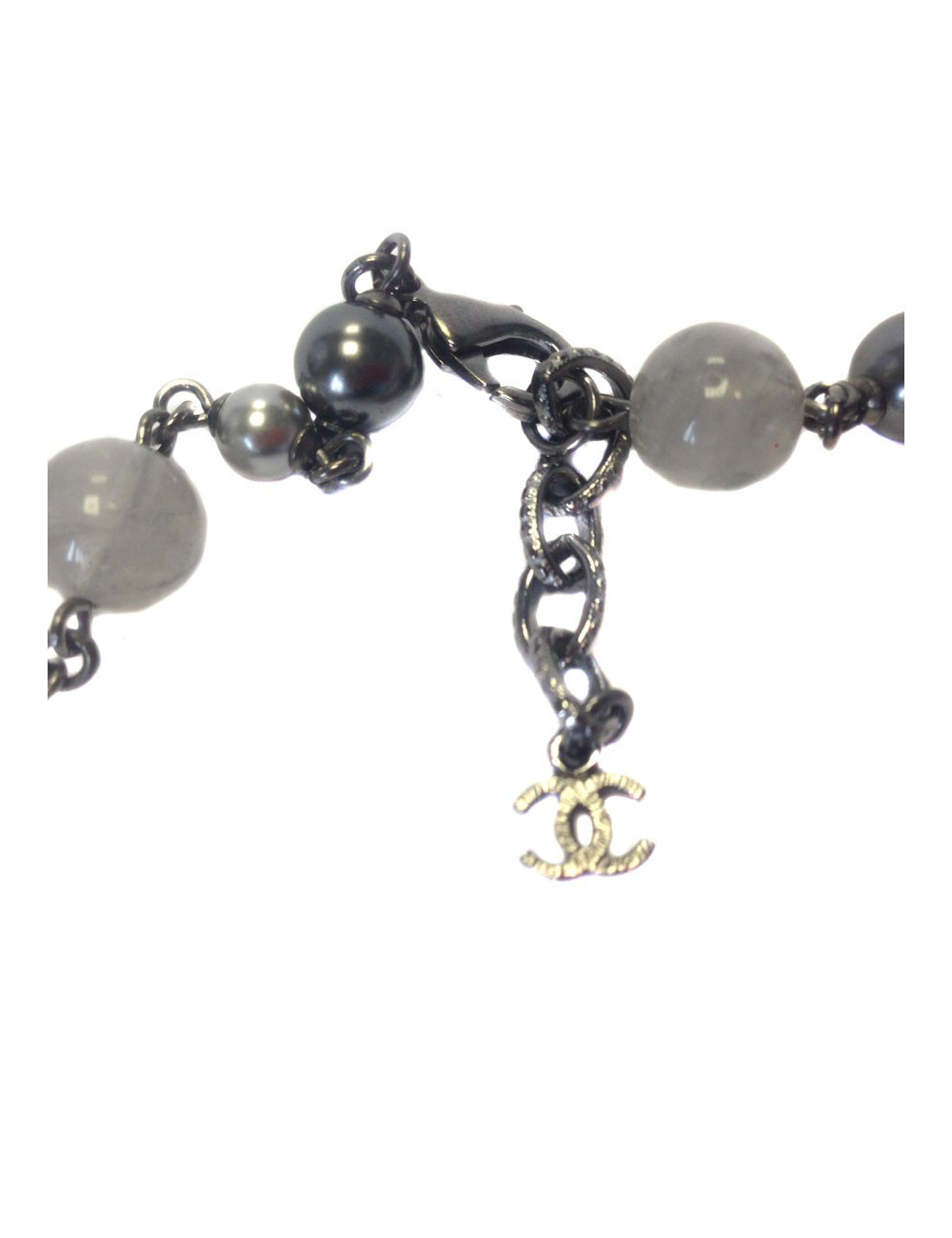 Sautoir CHANEL  ruthénium, perles acier et fumées