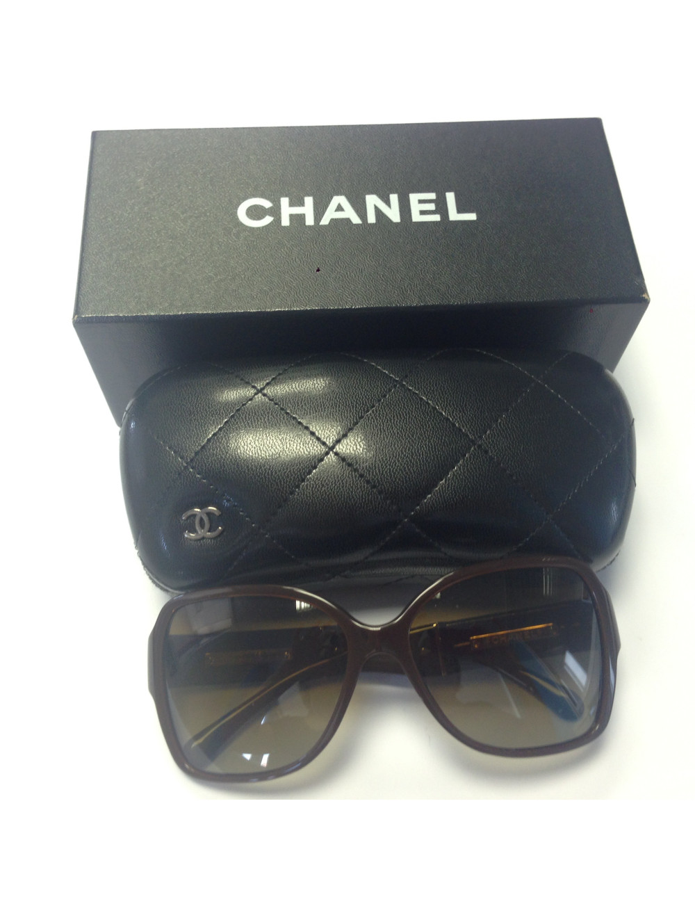 Lunettes de soleil CHANEL chocolat