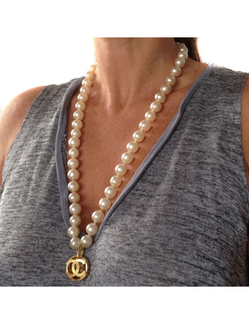 Necklace CHANEL Pearly beads glass 90'
