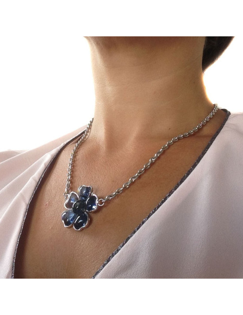 Necklace floweret MARGUERITE of VALOIS dark Sapphire