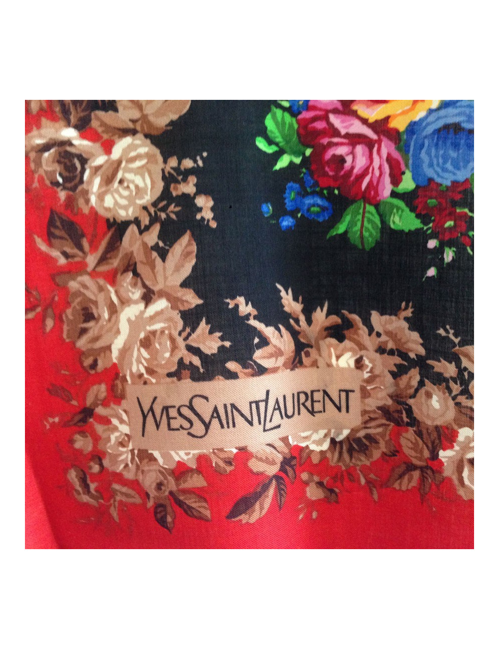 XXX Châle YVES SAINT LAURENT rouge et noir 