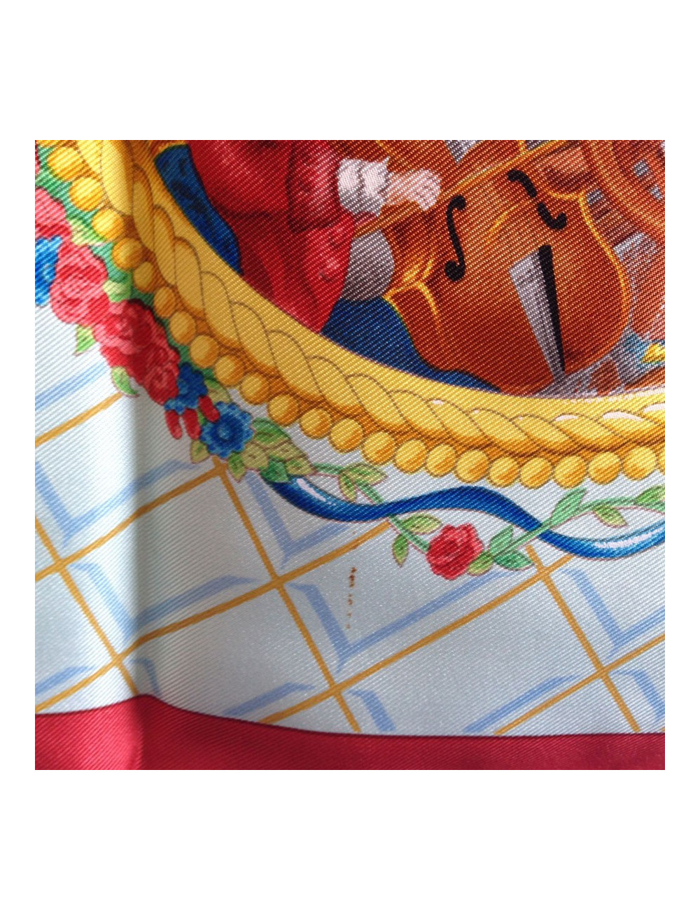 Carré HERMES "Hommage à Mozart" en soie