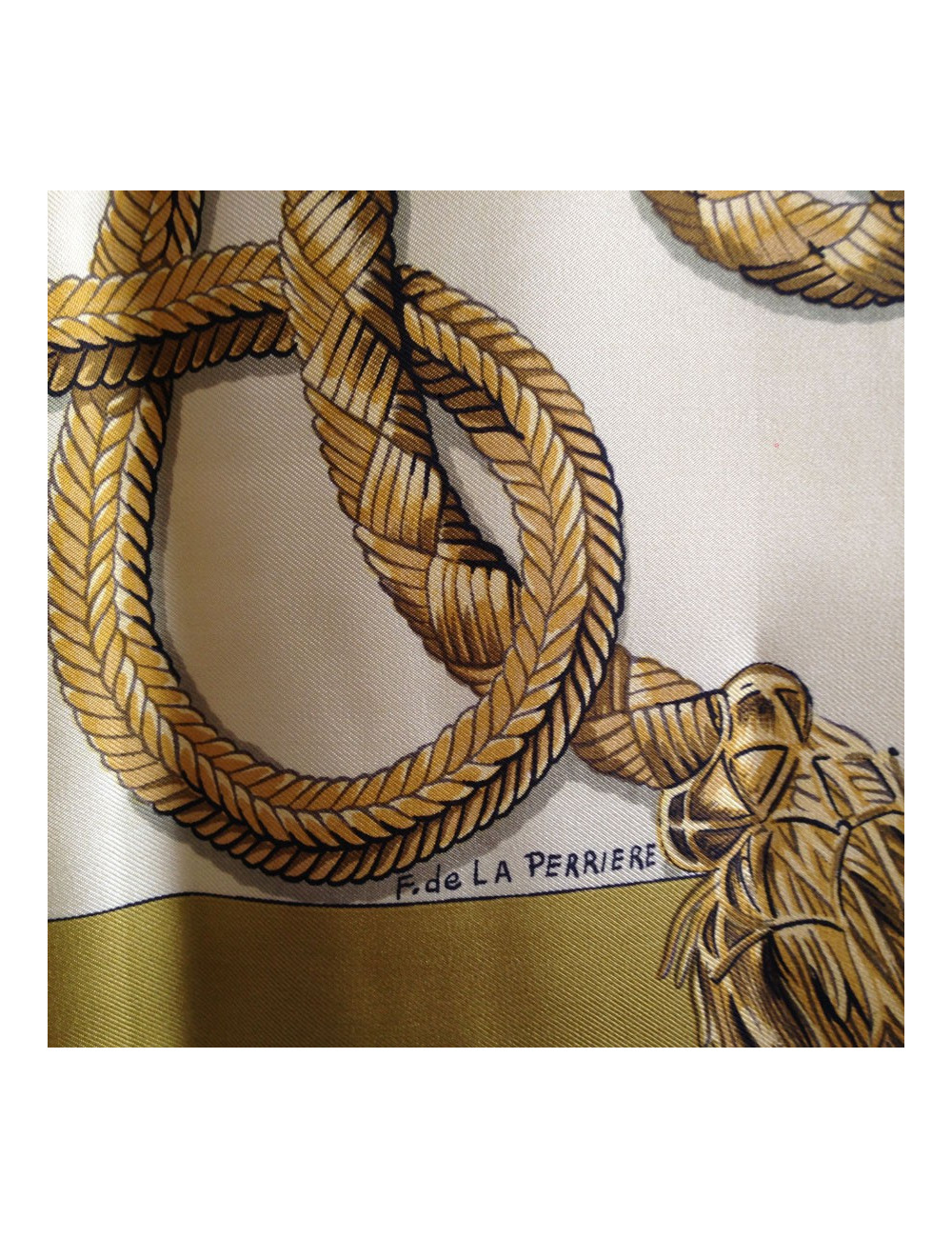 Hermès "Palfrey" in khaki and gold silk