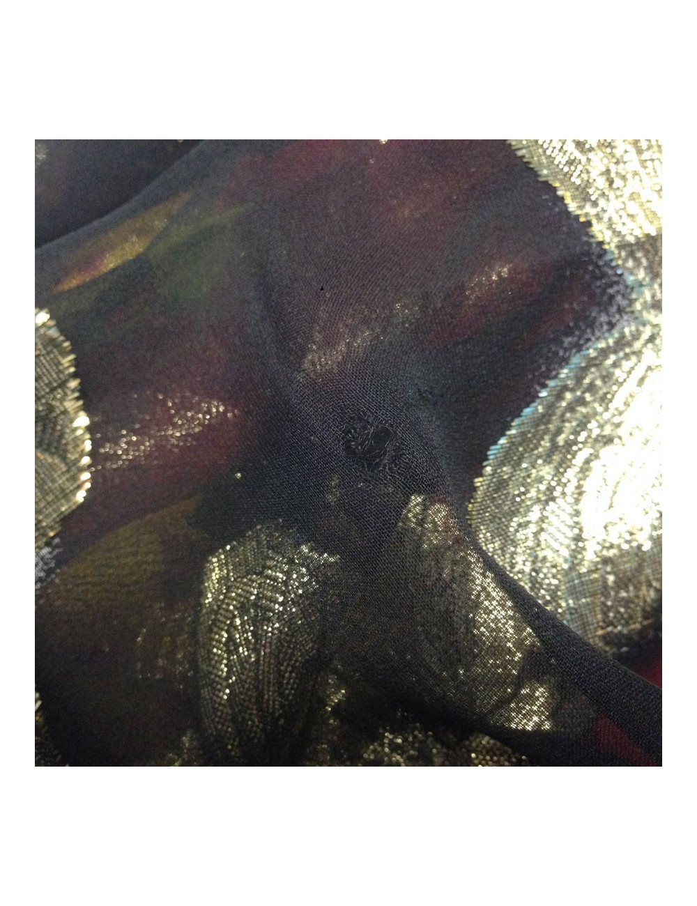 Foulard YVES SAINT LAURENT noir et or